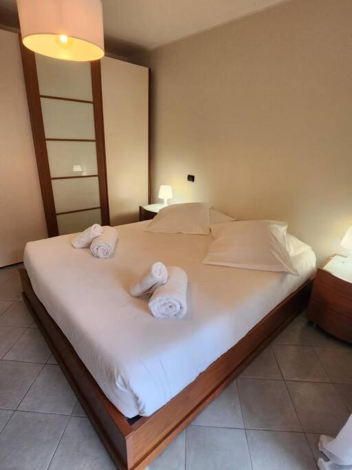 Appartement Ambassadeur ม็องตง ภายนอก รูปภาพ
